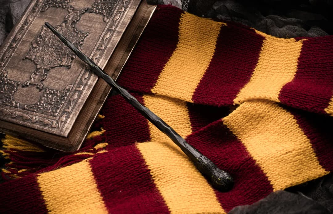 Motywy Harry Potter: Jak przyjaźń i poświęcenie kształtują fabułę